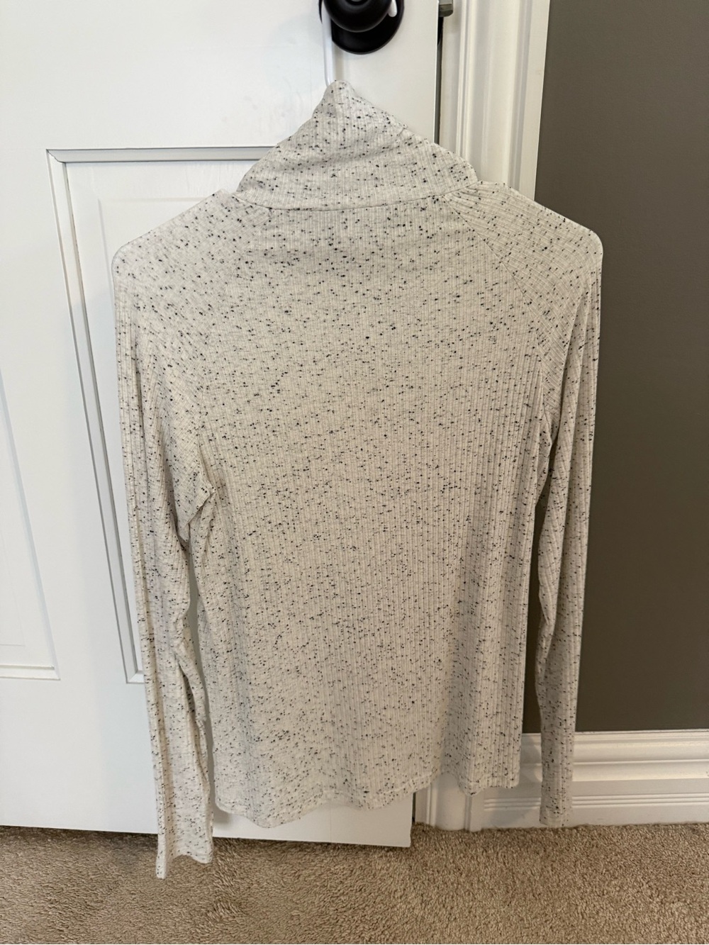 Varley Turtleneck - Picture 2 of 4